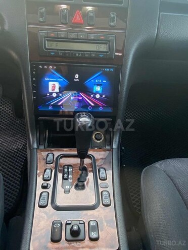 Mercedes E 240 2000, 289,300 km - 2.4 l - Saatlı