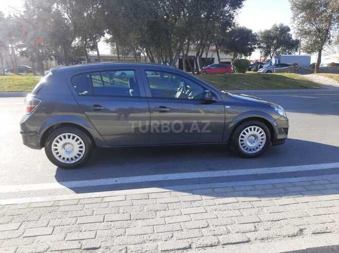 Opel Astra 2009, 232,000 km - 1.4 l - Bakı