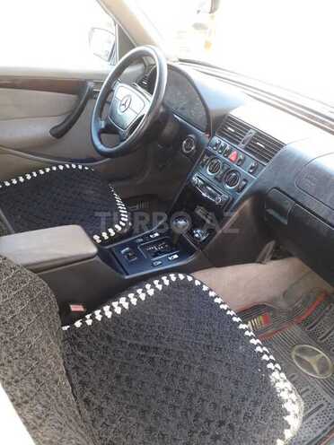 Mercedes C 250 1997, 555,758 km - 2.5 l - Bakı