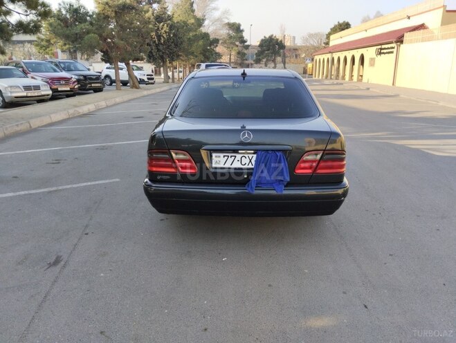 Mercedes E 200 1997, 490,000 km - 2.0 л - Bakı