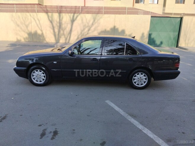 Mercedes E 200 1997, 490,000 km - 2.0 л - Bakı