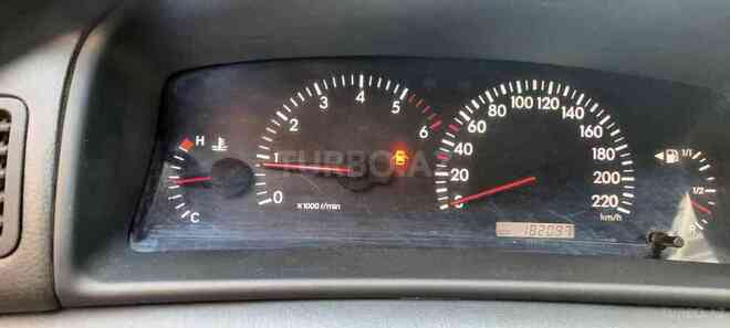 Toyota Corolla 2005, 182,000 km - 1.4 l - Bakı