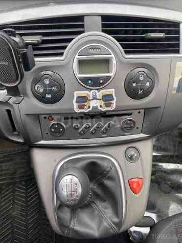 Renault Scenic 2007, 305,000 km - 1.5 л - Quba