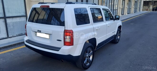 Jeep Patriot 2015, 160,000 km - 2.0 l - Bakı