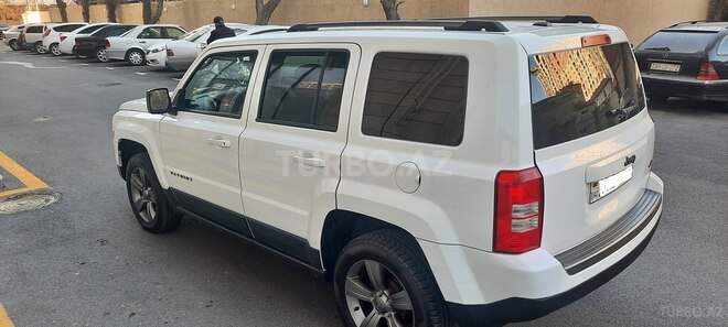 Jeep Patriot 2015, 160,000 km - 2.0 l - Bakı