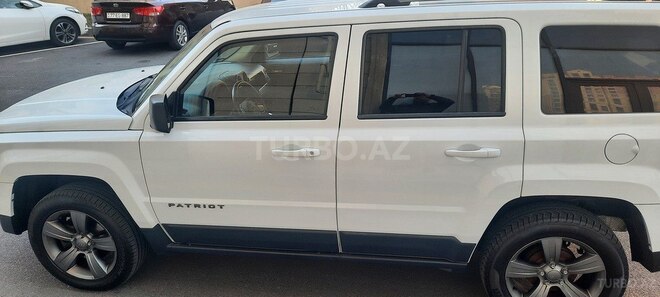 Jeep Patriot 2015, 160,000 km - 2.0 l - Bakı