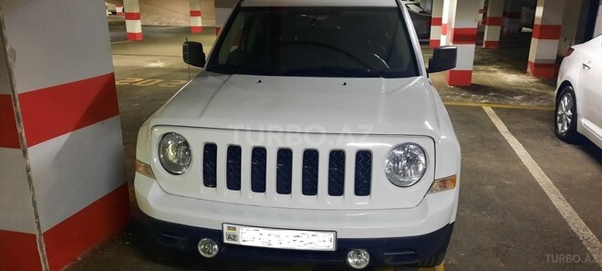 Jeep Patriot 2015, 160,000 km - 2.0 l - Bakı