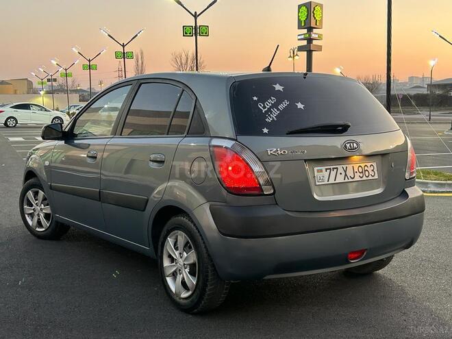Kia Rio 2009, 175,000 km - 1.4 л - Bakı