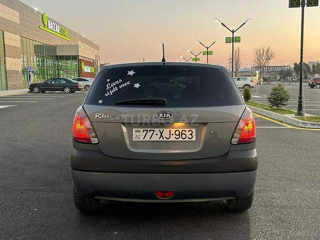 Kia Rio 2009, 175,000 km - 1.4 л - Bakı