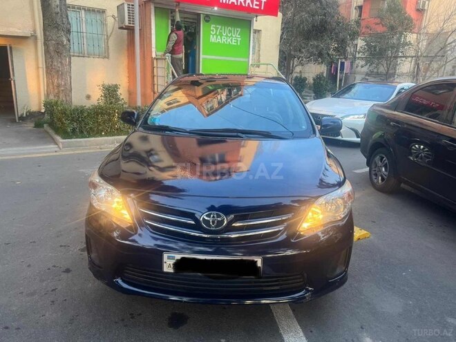 Toyota Corolla 2013, 194,731 km - 1.8 л - Bakı