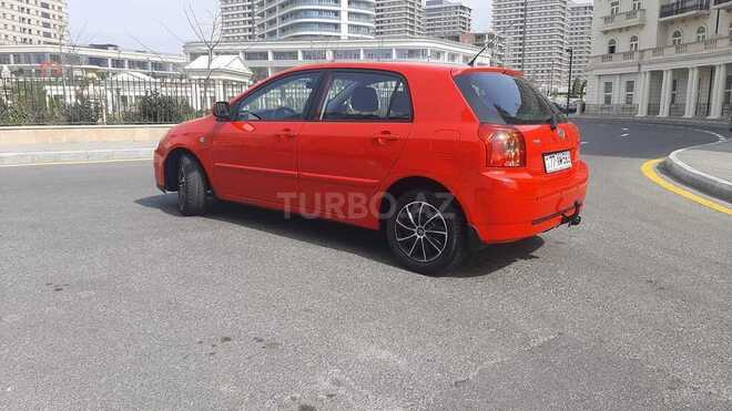 Toyota Corolla 2005, 264,000 km - 1.4 л - Bakı