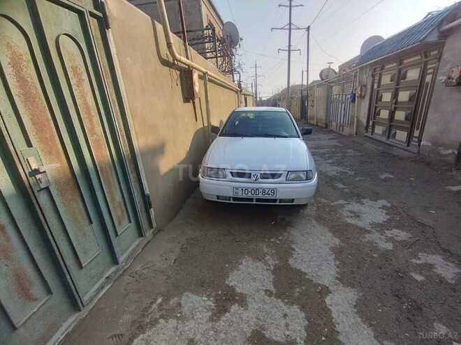 Volkswagen Polo 1995, 250,000 km - 1.6 l - Bakı