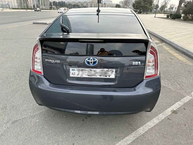 Toyota Prius 2011, 354,860 km - 1.8 l - Bakı