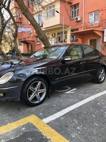 Mercedes E 220 2002, 580,000 km - 2.2 л - Bakı