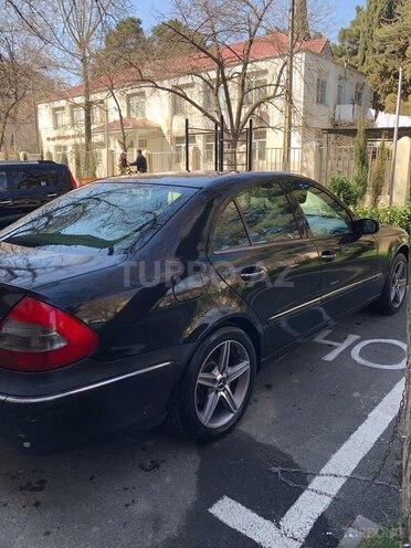 Mercedes E 220 2002, 580,000 km - 2.2 л - Bakı