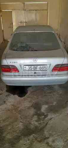 Mercedes E 280 1996, 365,557 km - 2.8 l - Qazax