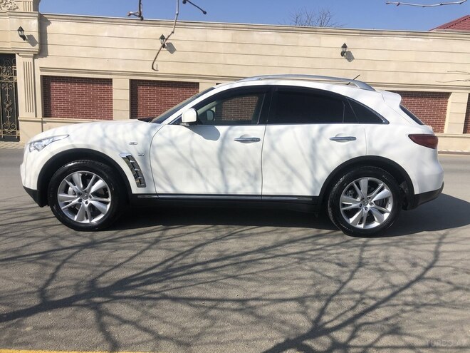 Infiniti QX70 2014, 230,000 km - 3.7 l - Bakı