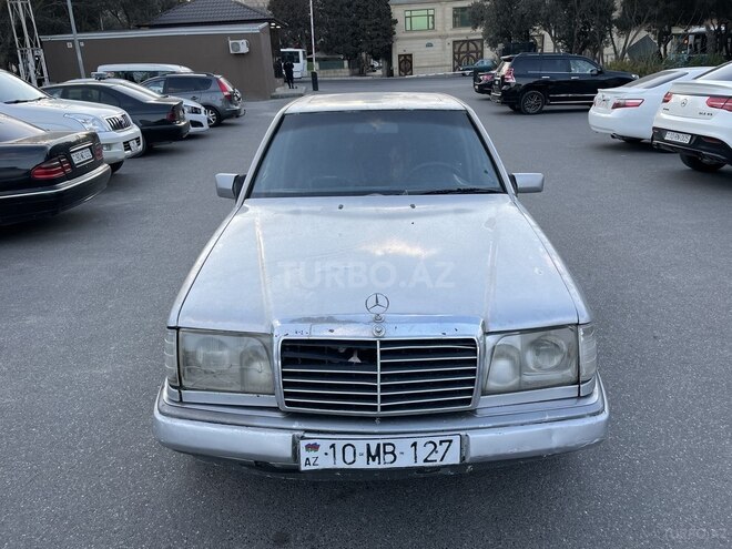 Mercedes E 200 1993, 546,773 km - 2.0 l - Bakı