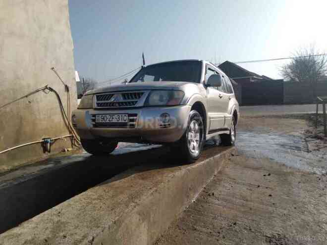 Mitsubishi Pajero 2003, 289,600 km - 2.8 l - Bakı