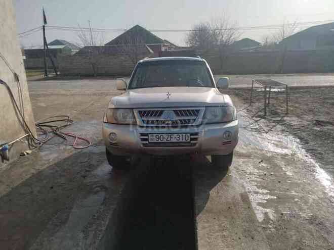 Mitsubishi Pajero 2003, 289,600 km - 2.8 l - Bakı