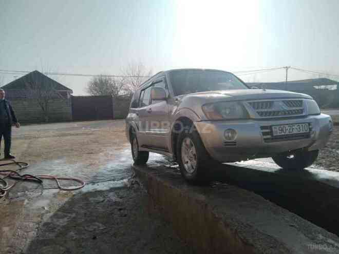 Mitsubishi Pajero 2003, 289,600 km - 2.8 l - Bakı