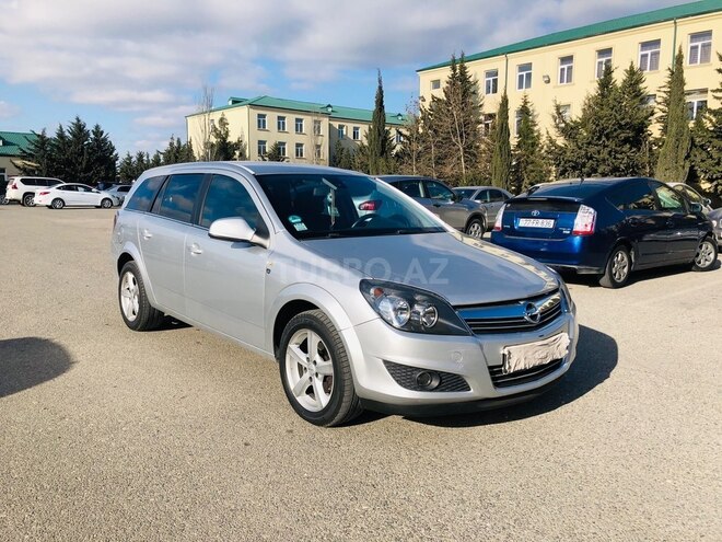 Opel Astra 2010, 260,000 km - 1.3 l - Bakı