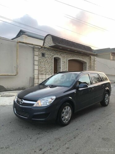 Opel Astra 2008, 196,000 km - 1.4 л - Bakı