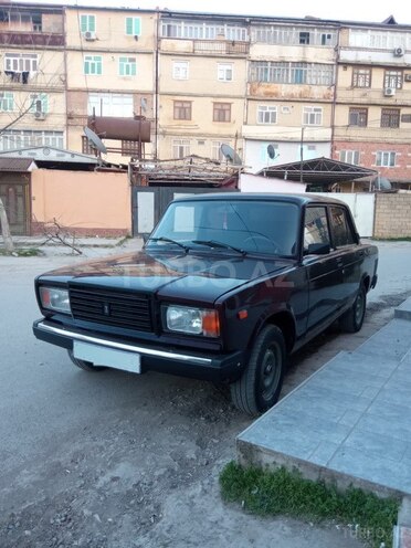 LADA (VAZ) 2107 2006, 115,000 km - 1.6 l - Salyan