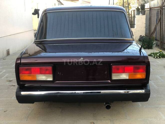 LADA (VAZ) 2107 2006, 115,000 km - 1.6 l - Salyan