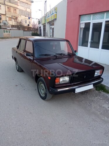 LADA (VAZ) 2107 2006, 115,000 km - 1.6 l - Salyan
