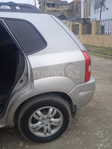 Hyundai Tucson 2006, 210,000 km - 2.7 л - Qusar