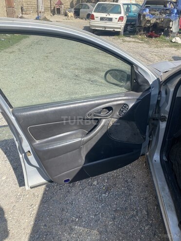 Ford Focus 2002, 220,000 km - 2.0 л - Bakı