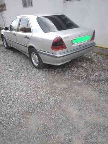 Mercedes E 180 1993, 300,000 km - 1.8 l - Bakı