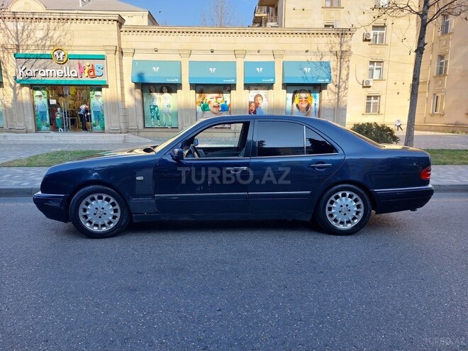 Mercedes E 230 1996, 217,000 km - 2.3 l - Bakı