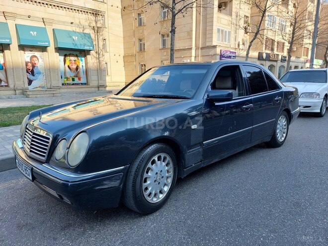 Mercedes E 230 1996, 217,000 km - 2.3 l - Bakı