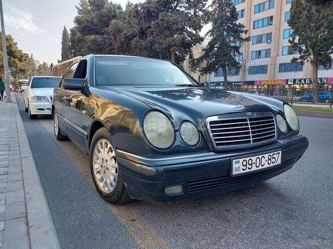 Mercedes E 230 1996, 217,000 km - 2.3 l - Bakı
