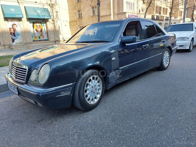 Mercedes E 230 1996, 217,000 km - 2.3 l - Bakı