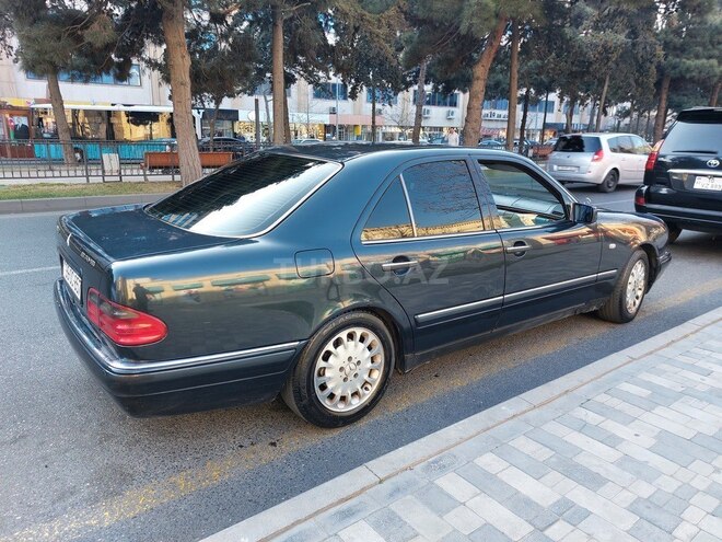 Mercedes E 230 1996, 217,000 km - 2.3 l - Bakı