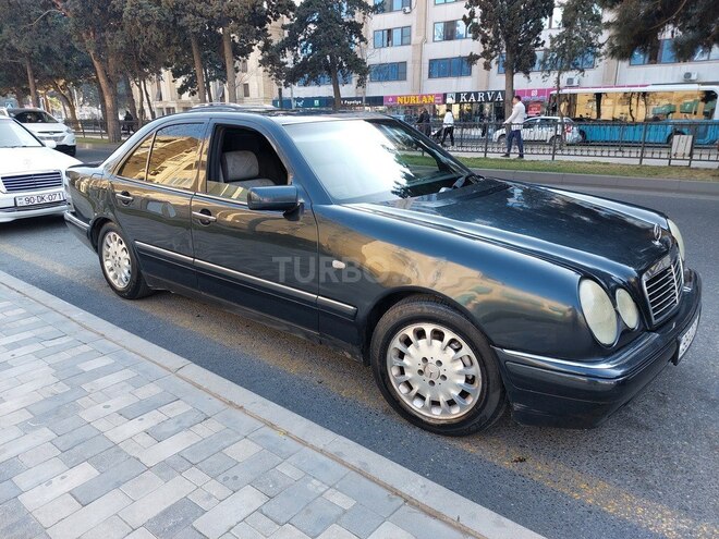 Mercedes E 230 1996, 217,000 km - 2.3 l - Bakı