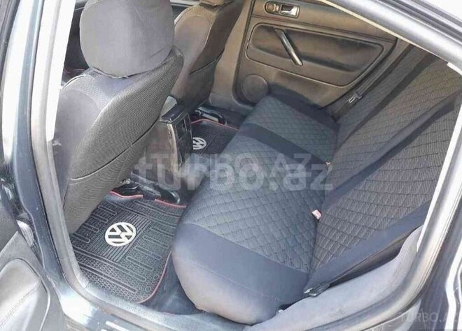 Volkswagen Passat 2003, 300,000 km - 1.8 l - Bakı