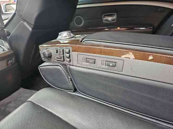 BMW  2004, 161,000 km - 4.4 л - Bakı