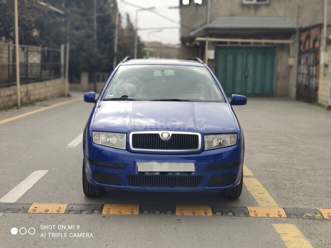 Skoda Fabia 2007, 290,000 km - 1.4 l - Bakı