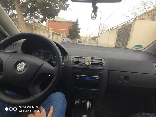 Skoda Fabia 2007, 290,000 km - 1.4 l - Bakı