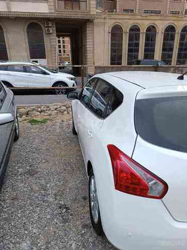 Nissan Tiida 2013, 196,000 km - 1.6 l - Bakı