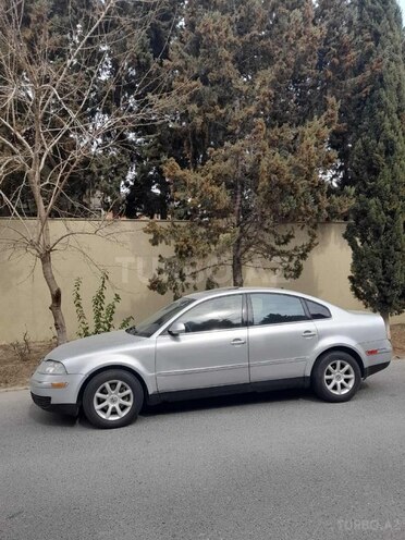 Volkswagen Passat 2004, 317,000 km - 1.8 l - Bakı