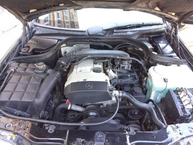 Mercedes C 200 1999, 335,000 km - 2.0 l - Bakı