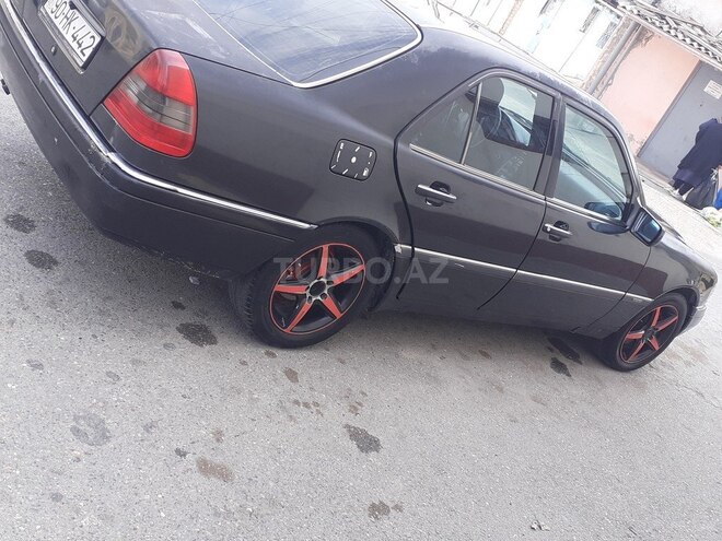 Mercedes C 220 1995, 252,258 km - 2.2 л - Bakı