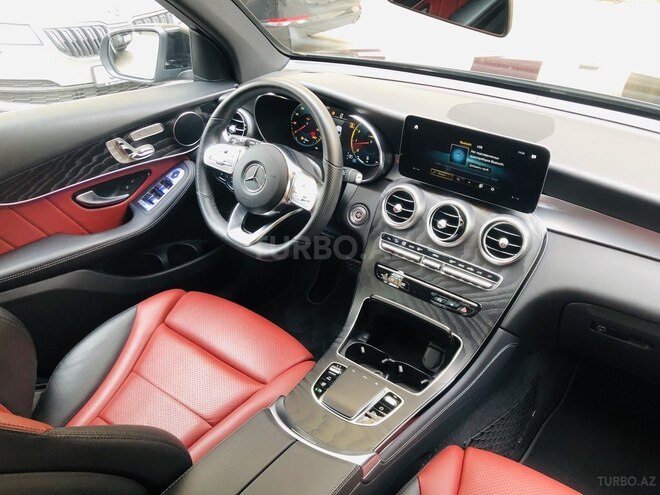Mercedes GLC 200 4MATIC 2020, 27,339 km - 2.0 l - Bakı
