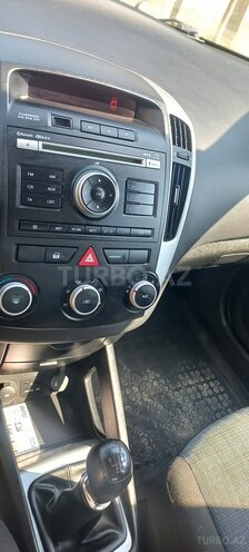 Kia Ceed 2010, 185,000 km - 1.4 l - Bakı