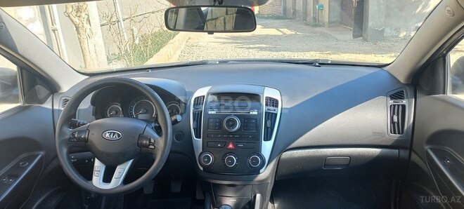 Kia Ceed 2010, 185,000 km - 1.4 l - Bakı